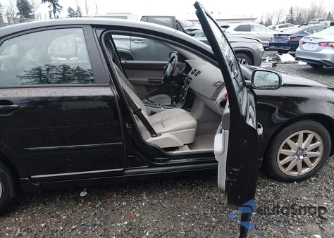 2008 Volvo S40 2.4I z USA, uszkodzony, nr VIN YV1MS382X82406784